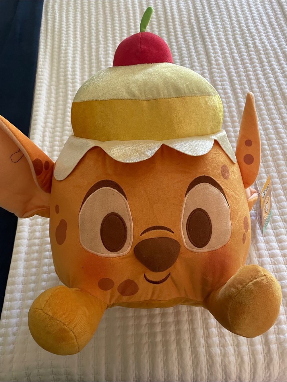 Disney Munchlings Pineapple Upside Down Cake Stitch